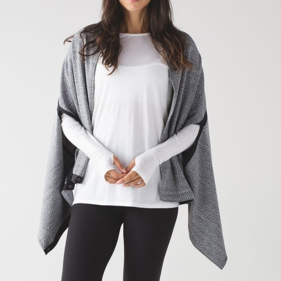 lululemon athletica Accessories - NWT Lululemon Vinyasa Wrap heathered white black